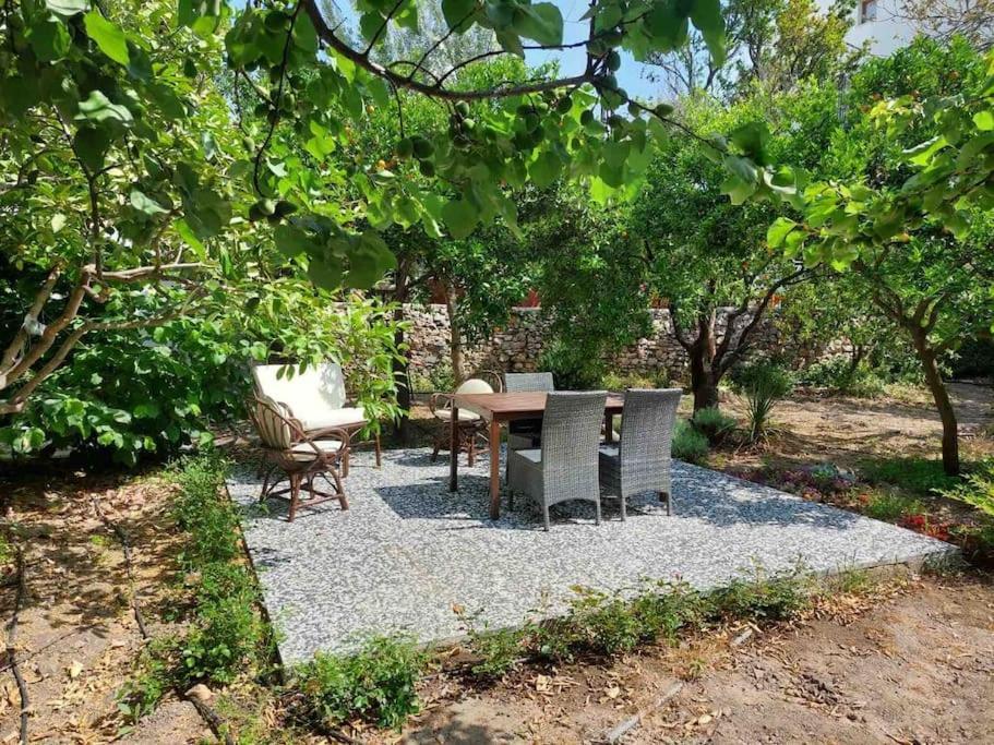 Mel'S Garden House In The Heart Of The City Bodrum 외부 사진